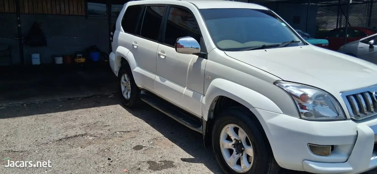 2004 TOYOTA Land