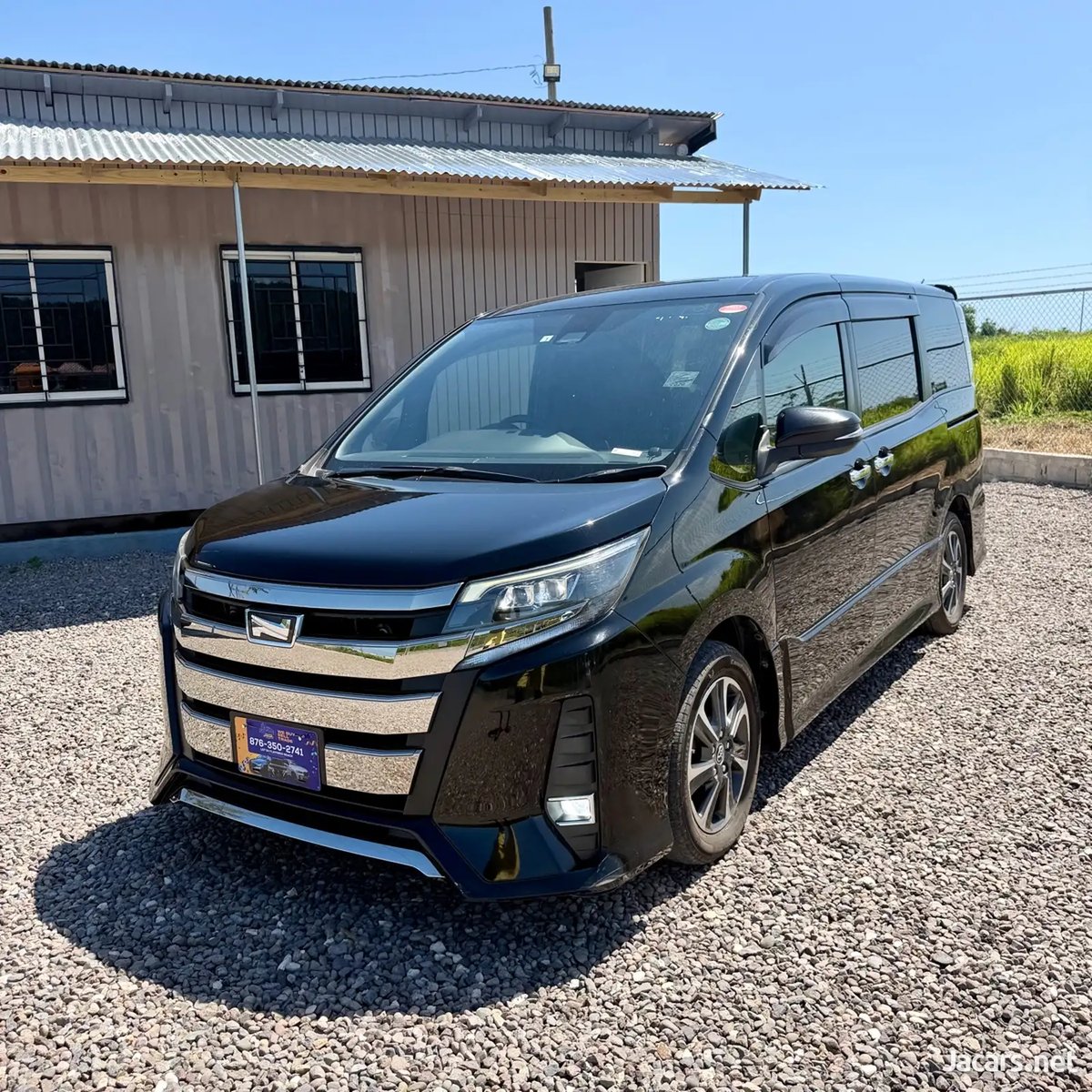 2018 TOYOTA Noah
