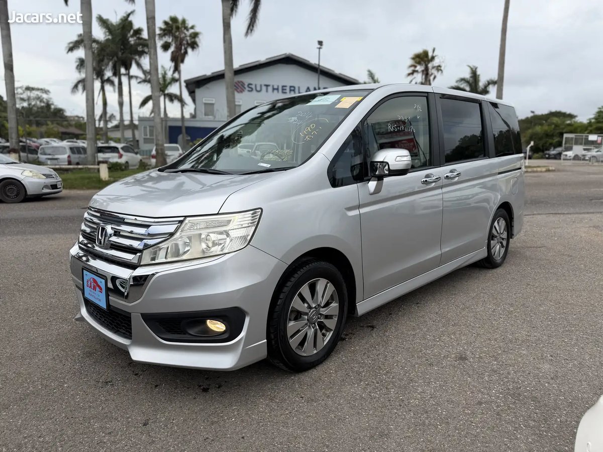 2014 HONDA Stepwgn