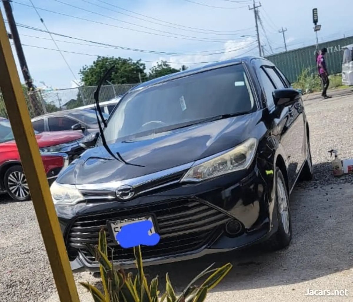 2017 TOYOTA Fielder
