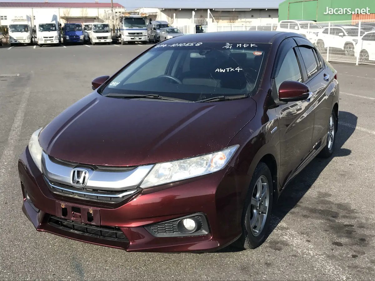 2015 HONDA Grace