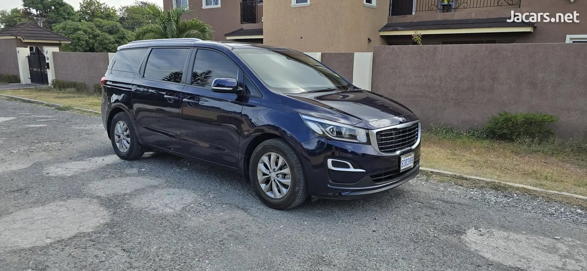 2020 KIA Carnival