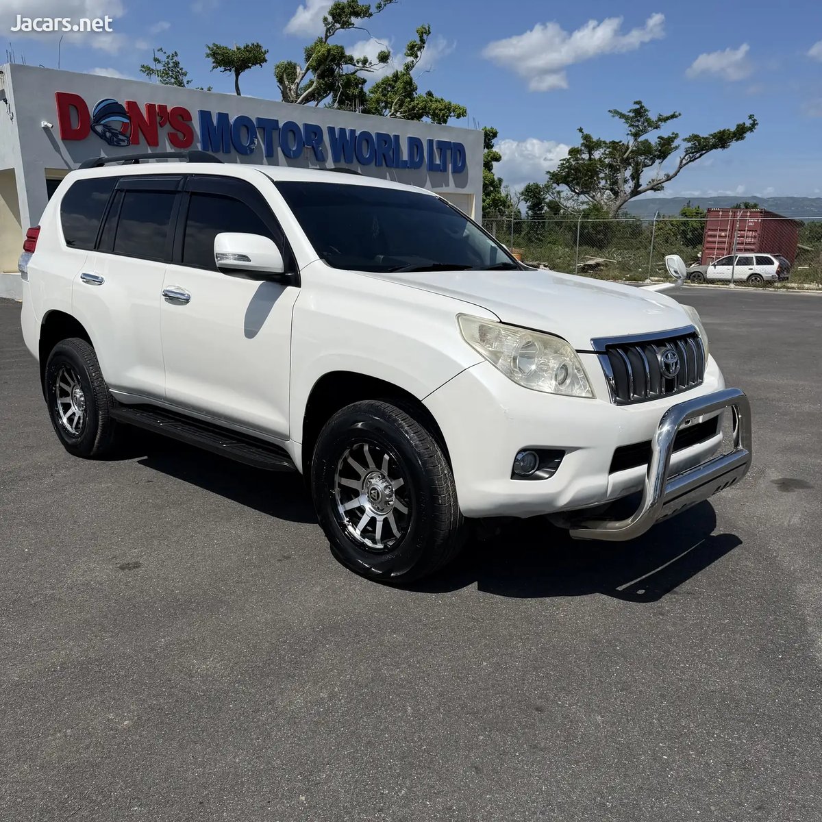 2013 TOYOTA Land