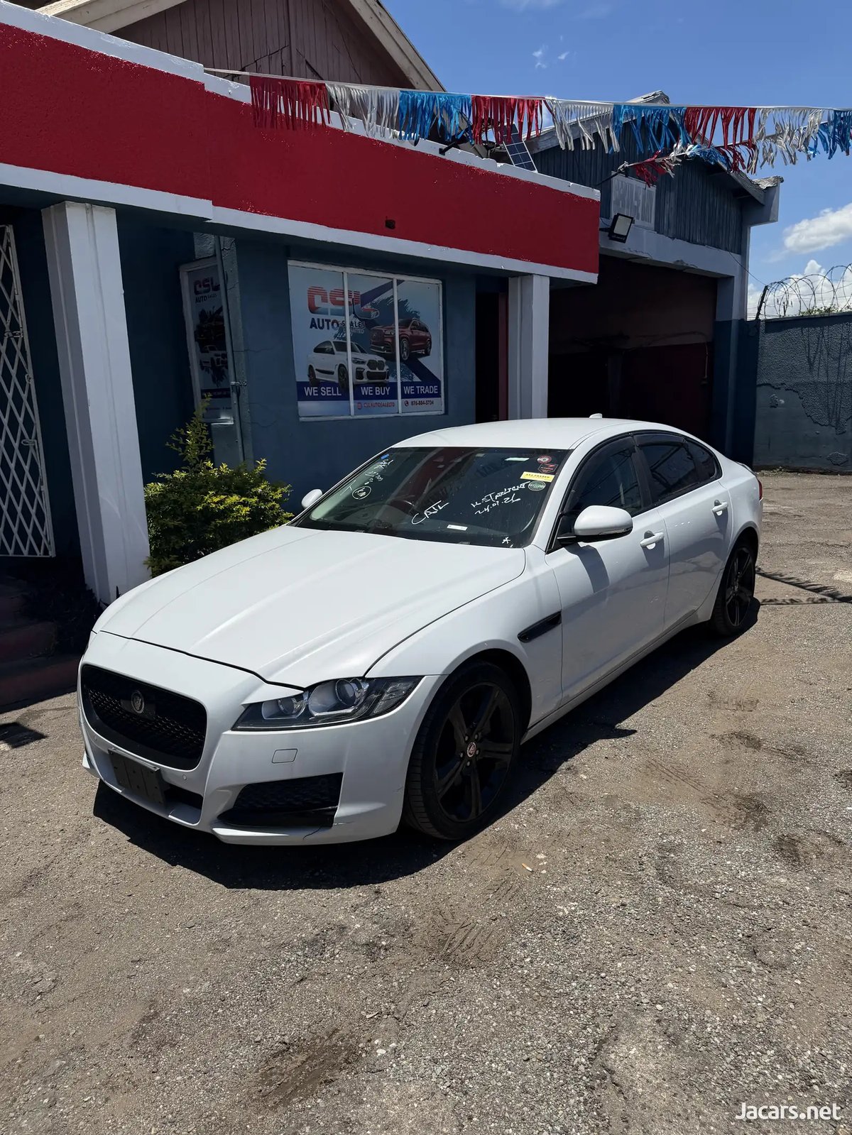 2016 JAGUAR XF