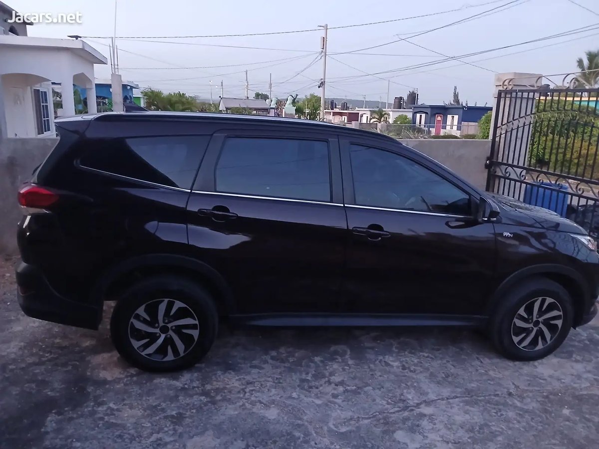 2019 TOYOTA Rush