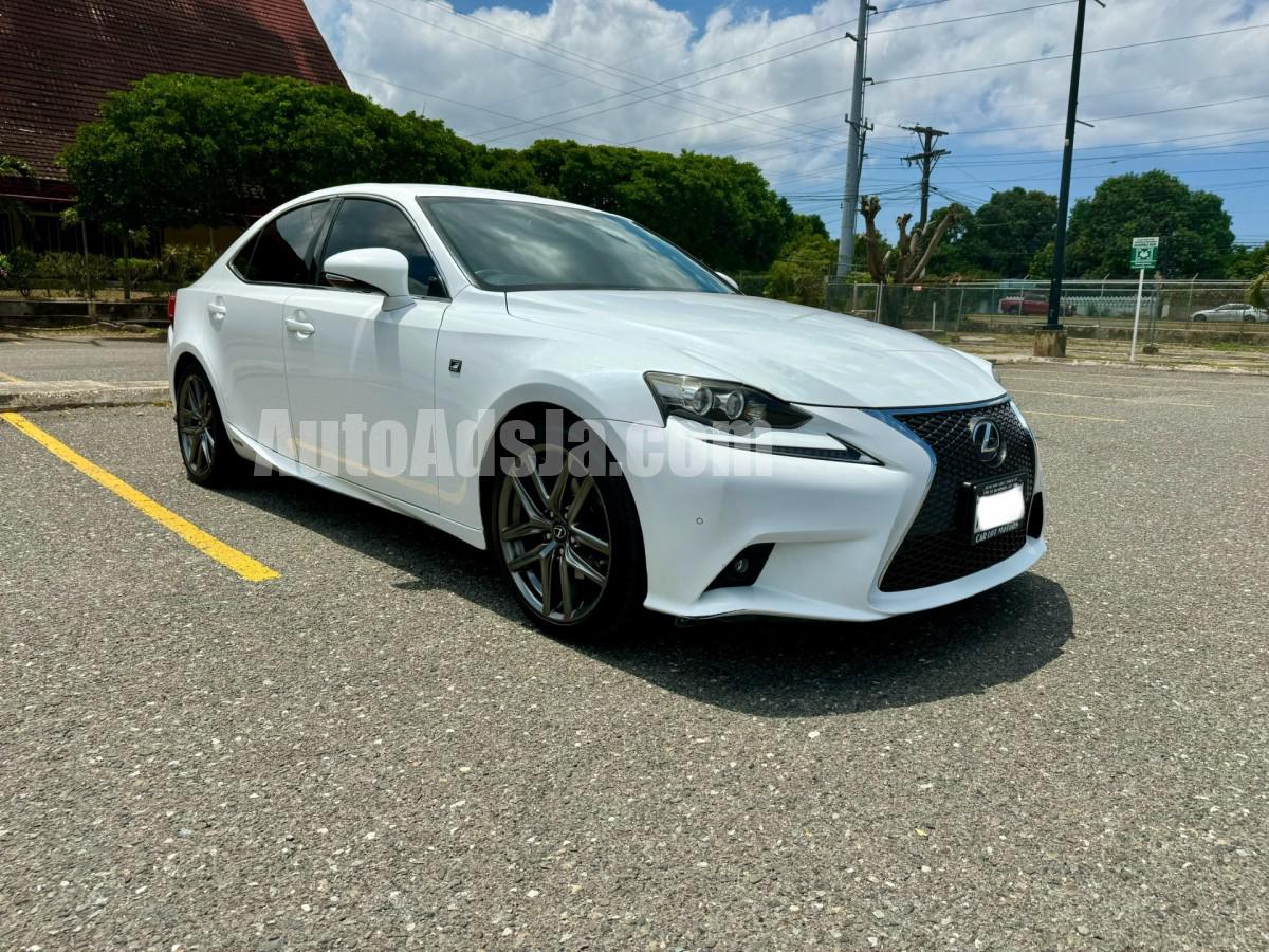 2014 LEXUS IS 300H