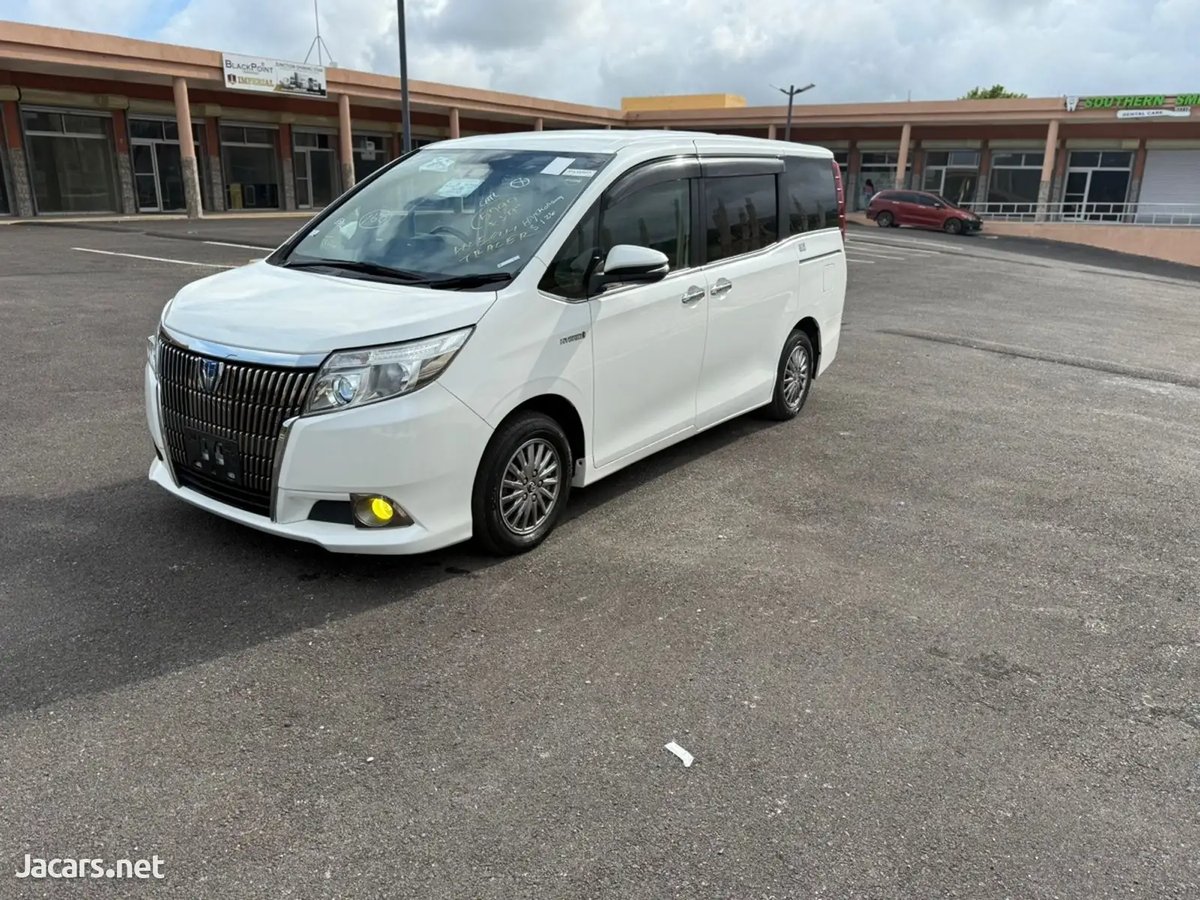 2016 TOYOTA Esquire