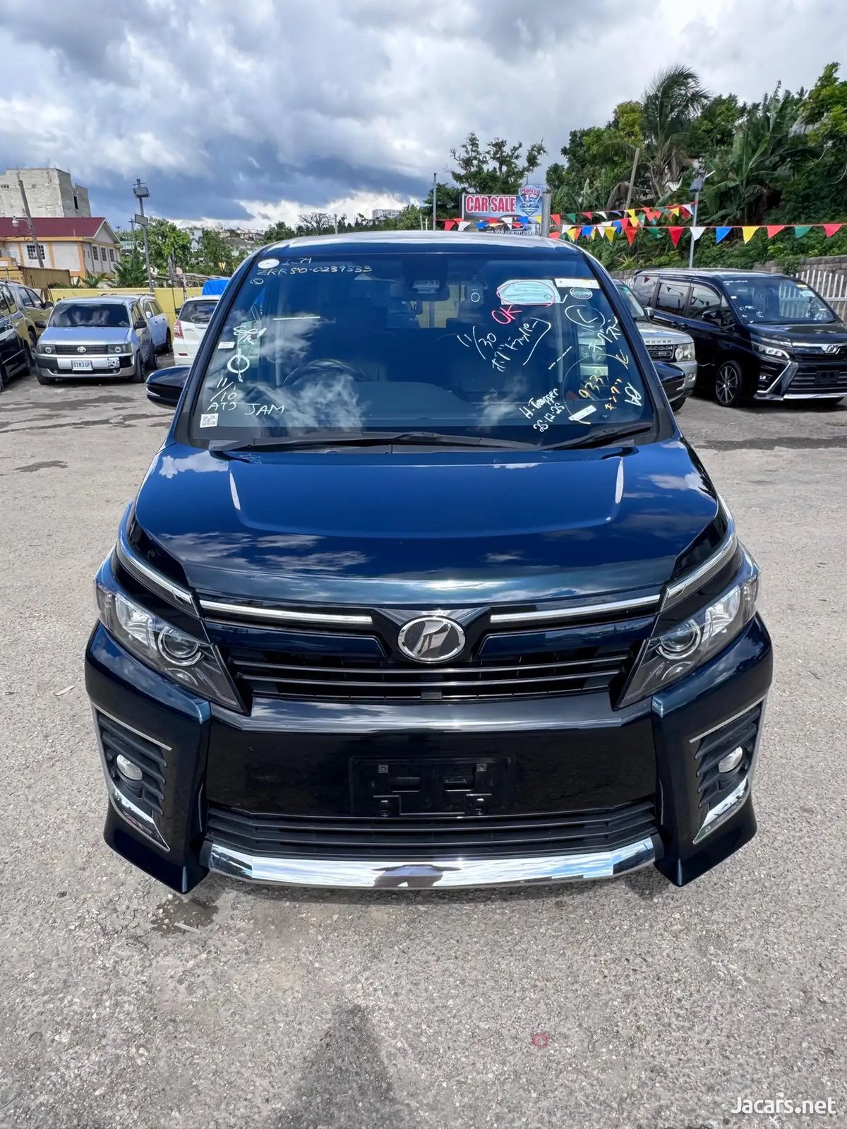 2016 TOYOTA Voxy