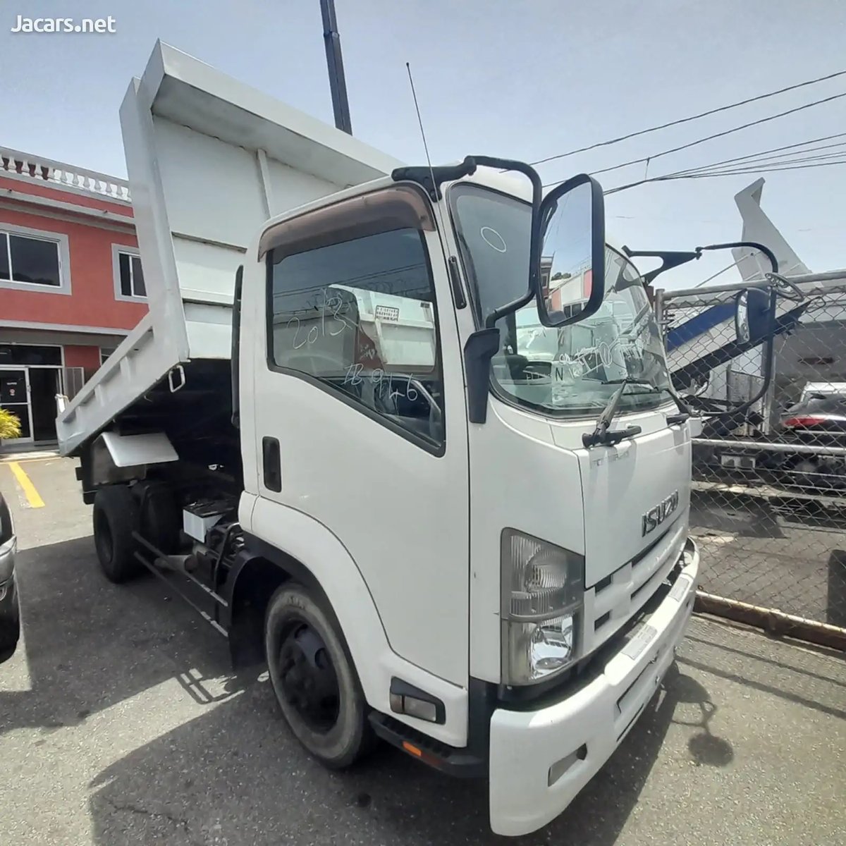 2013 ISUZU Elf