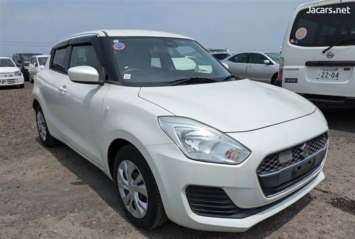 2020 SUZUKI Swift