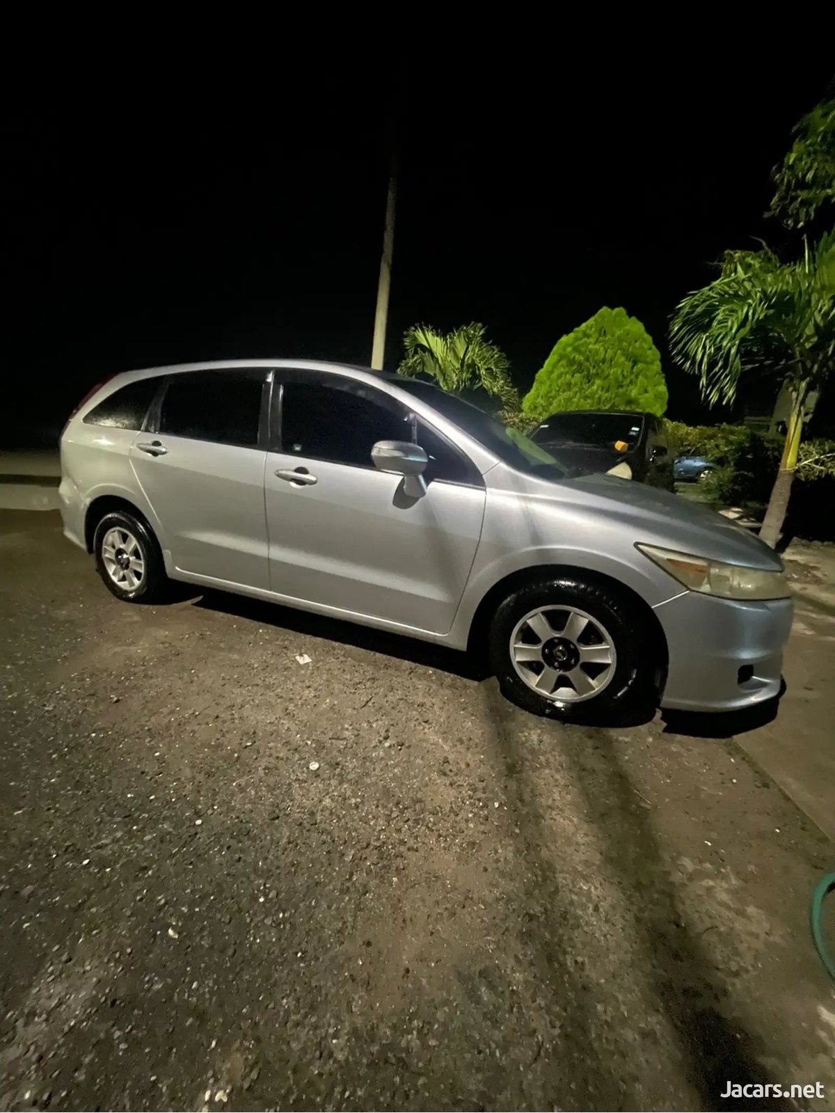 2011 HONDA Stream