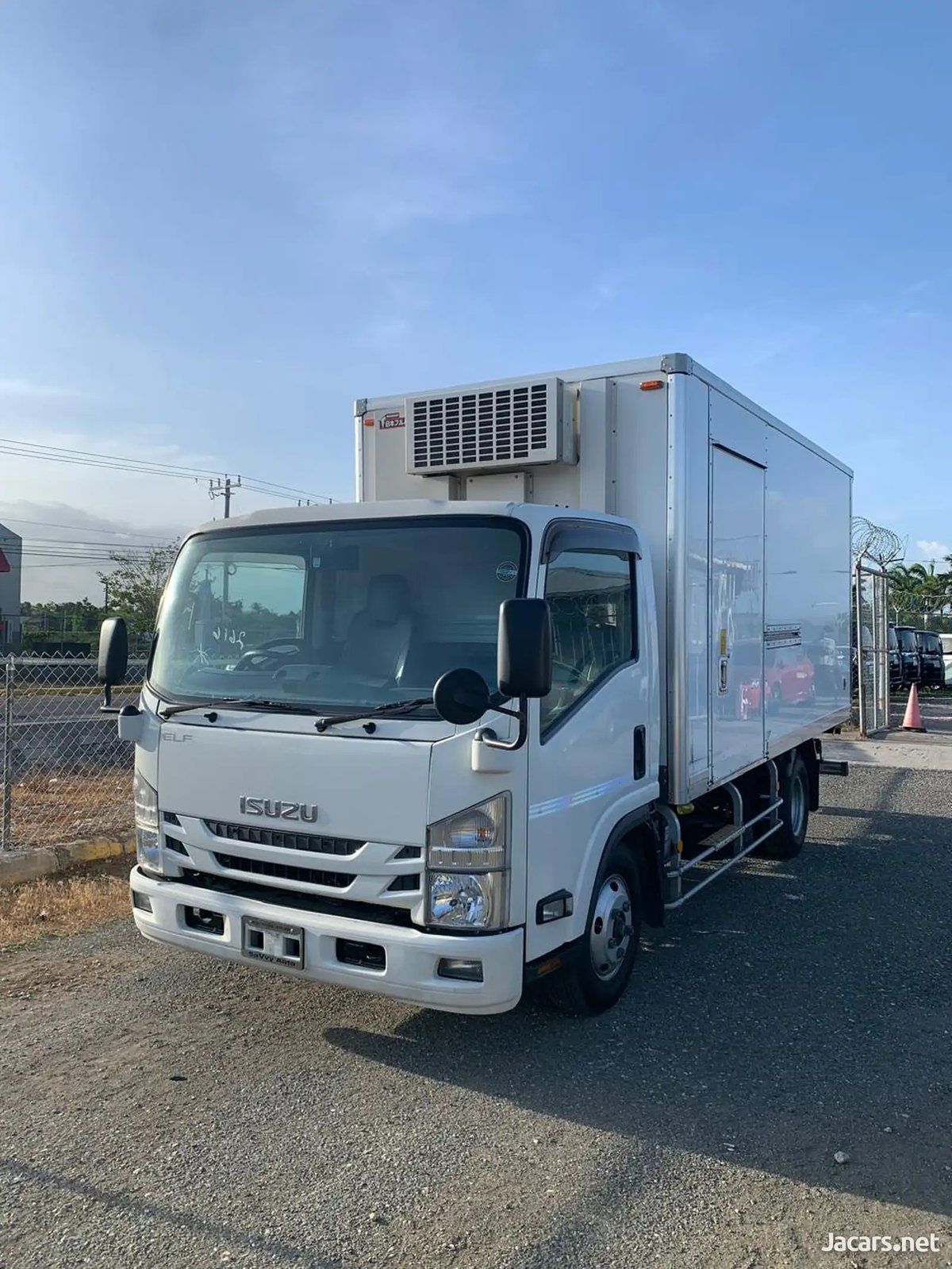 2019 ISUZU Elf