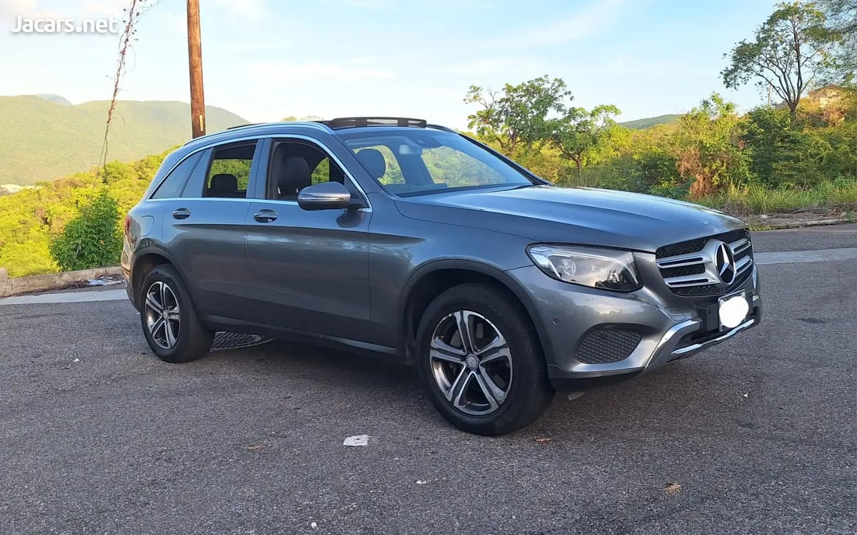 2017 Mercedes-Benz GLC-Class