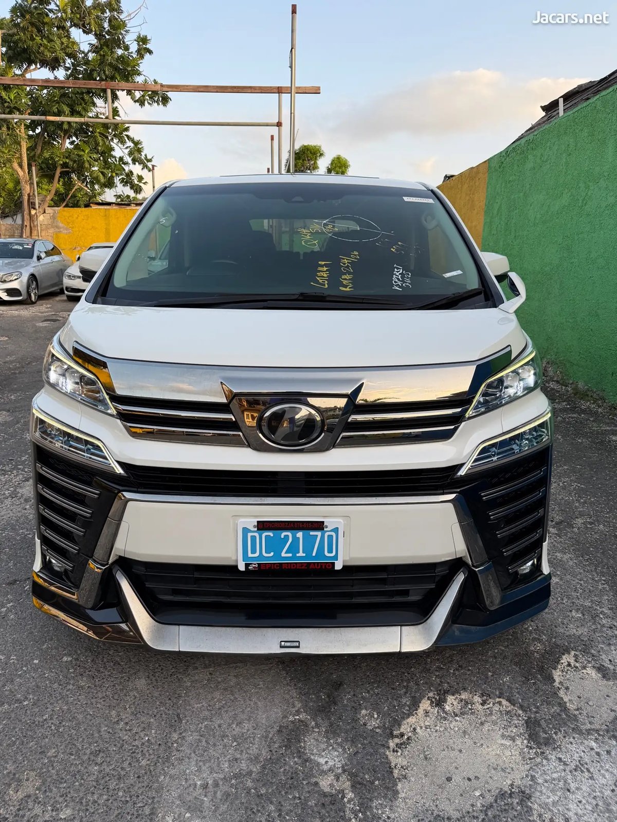 2018 TOYOTA Vellfire