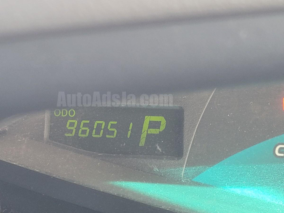 2012 TOYOTA ESTIMA