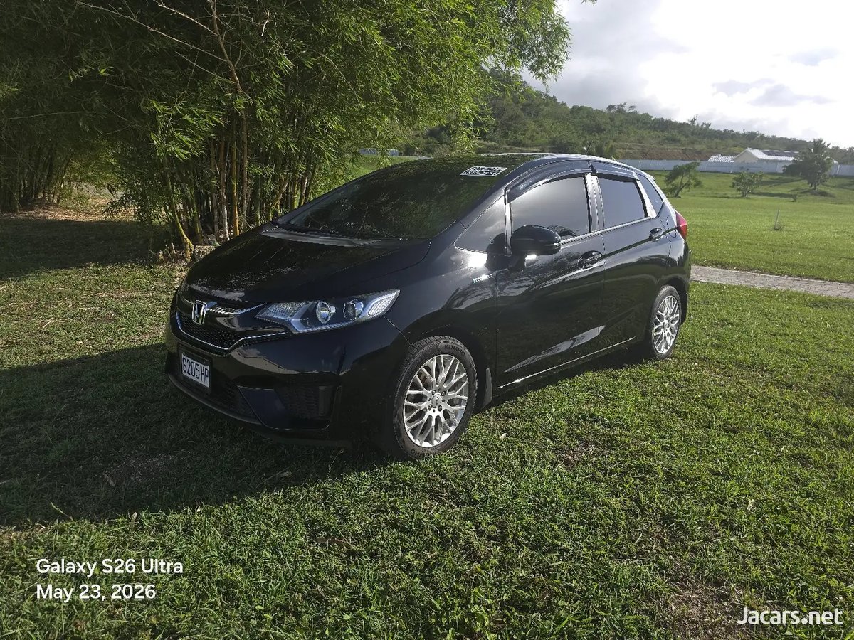 2017 HONDA Fit