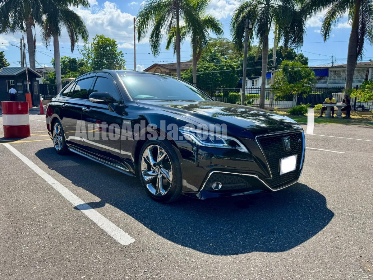 2019 TOYOTA CROWN RS