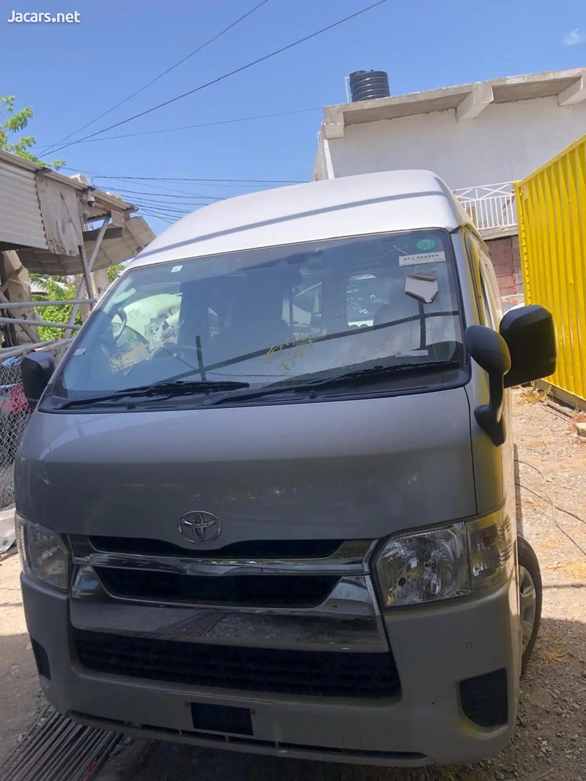 2020 TOYOTA Hiace