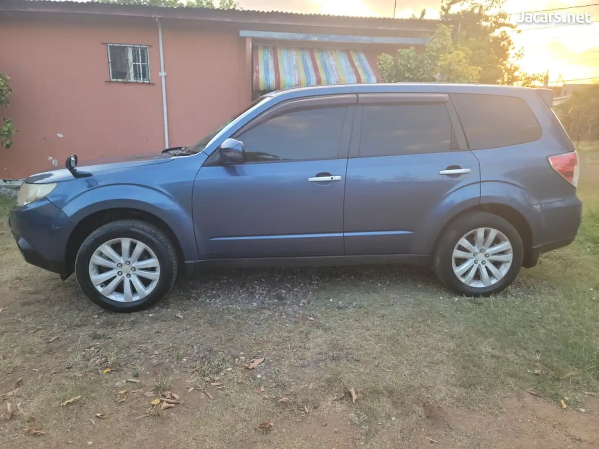 2012 SUBARU Forester