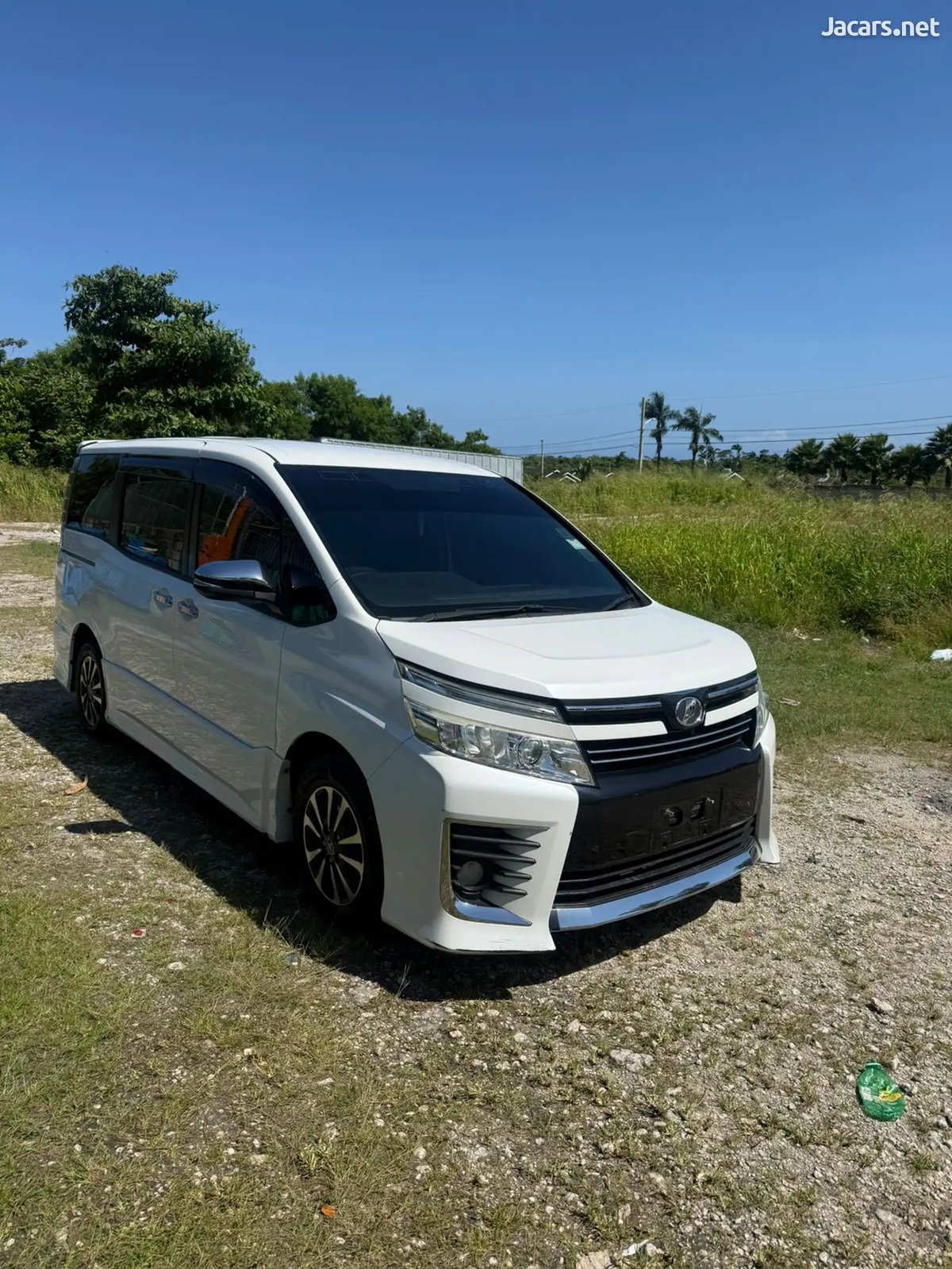 2015 TOYOTA Voxy