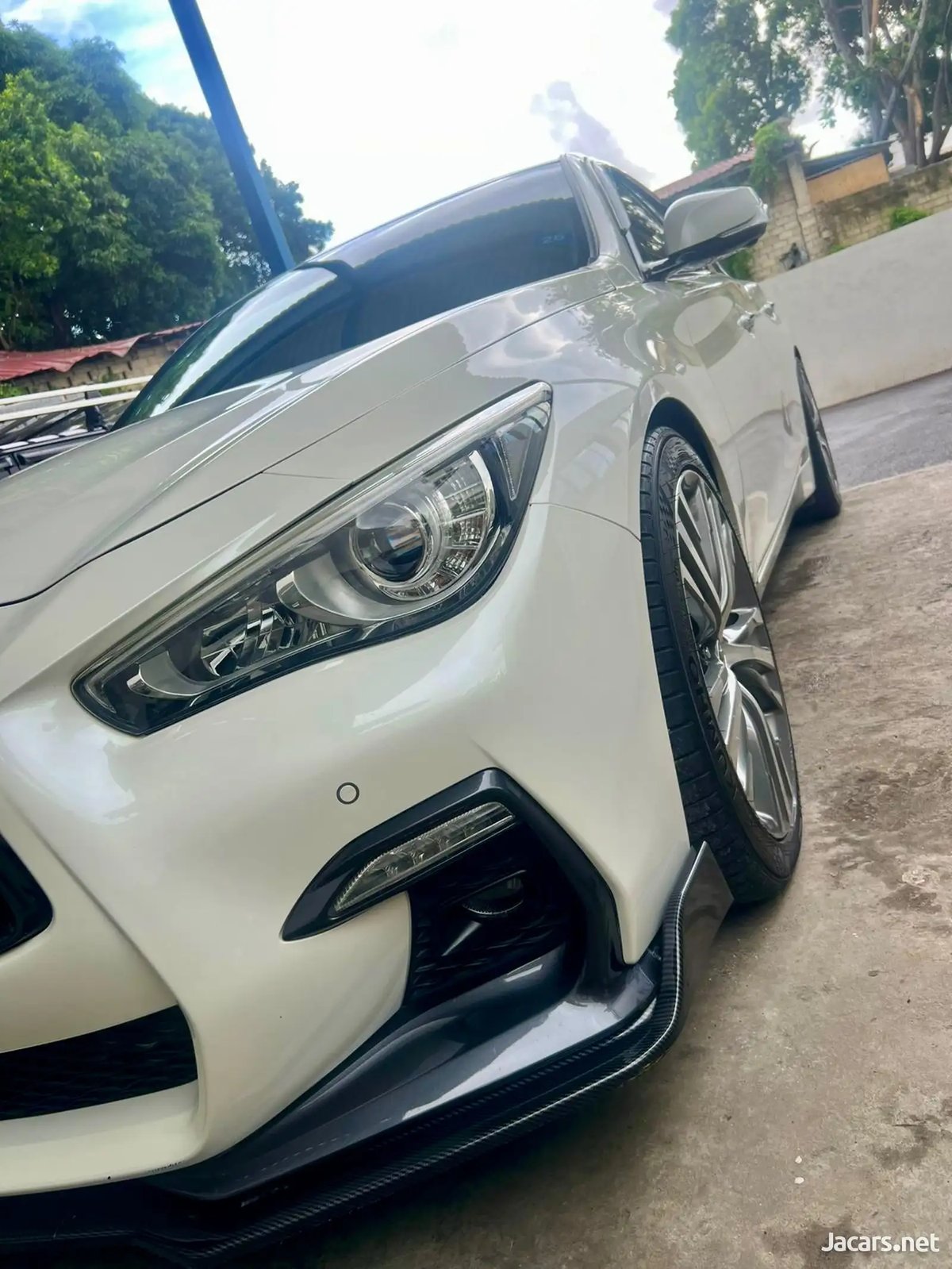2018 NISSAN Skyline