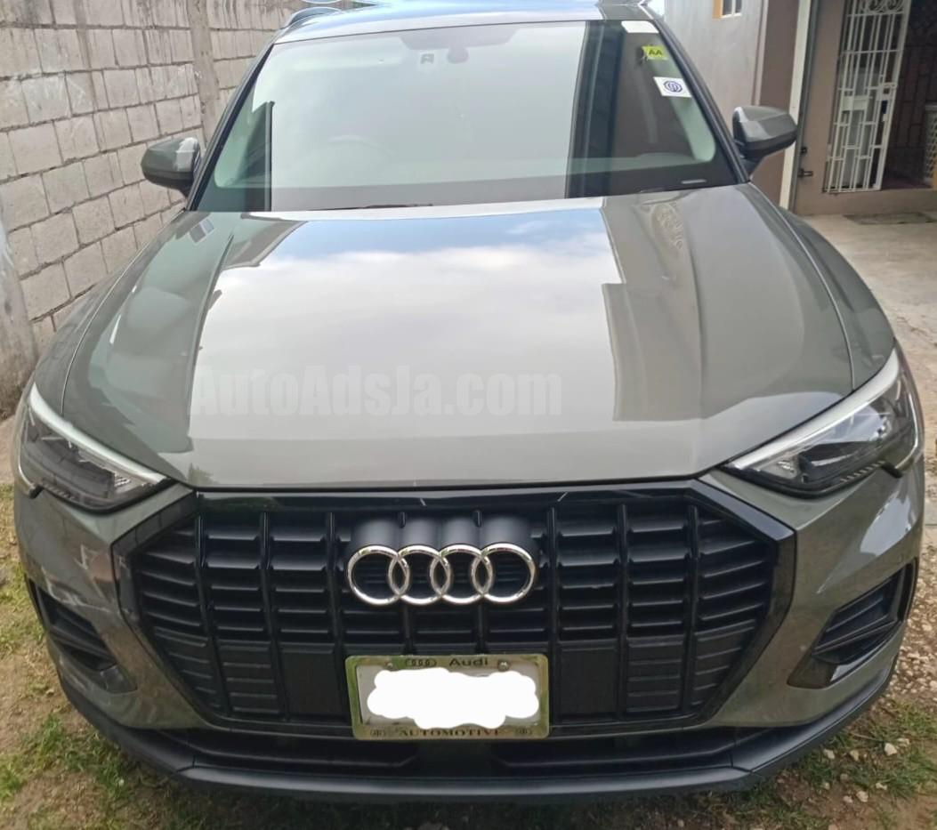 2019 AUDI Q3