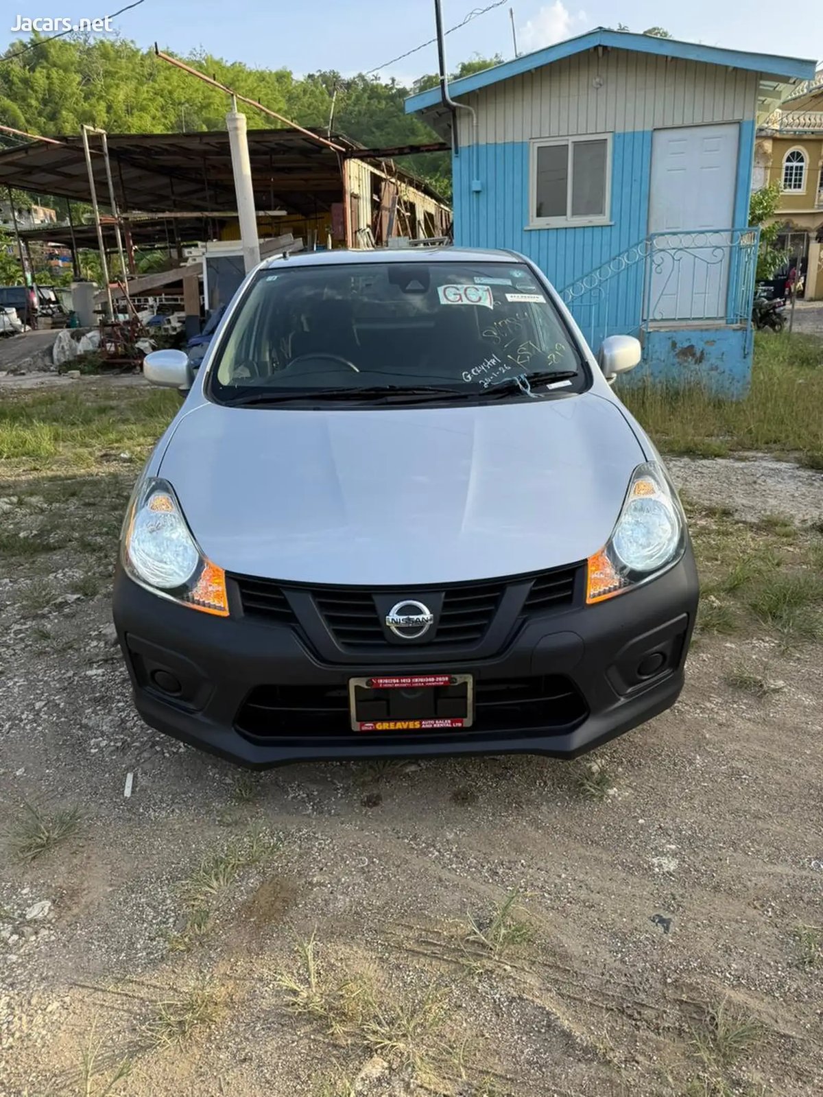 2020 NISSAN AD