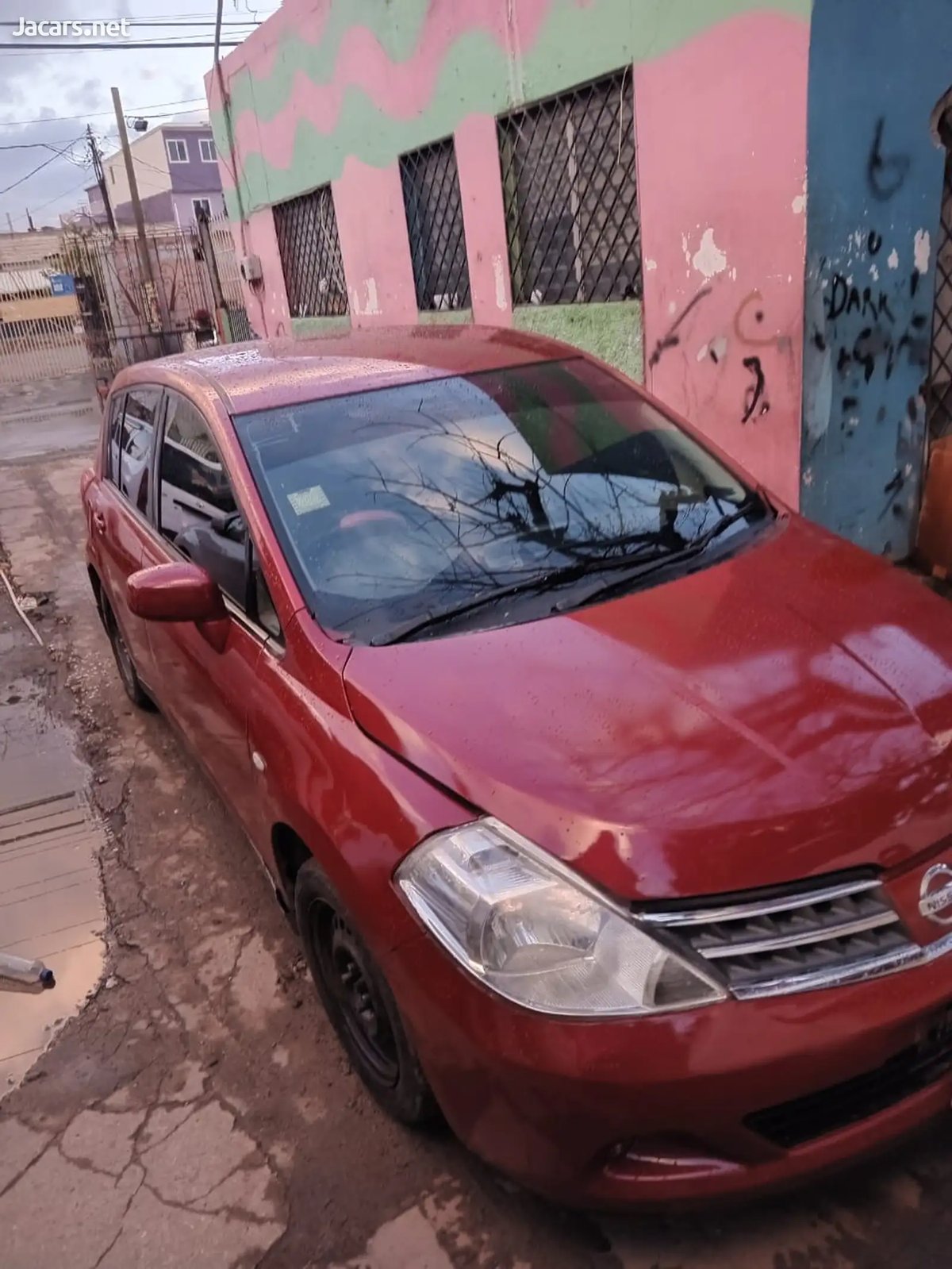 2010 NISSAN Tiida