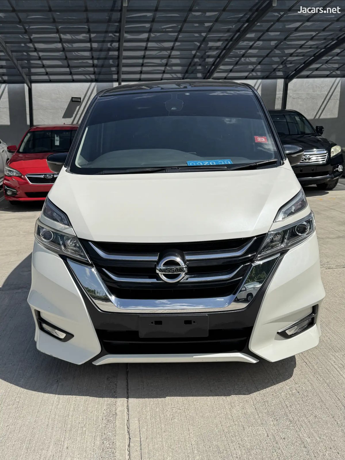 2016 NISSAN Serena