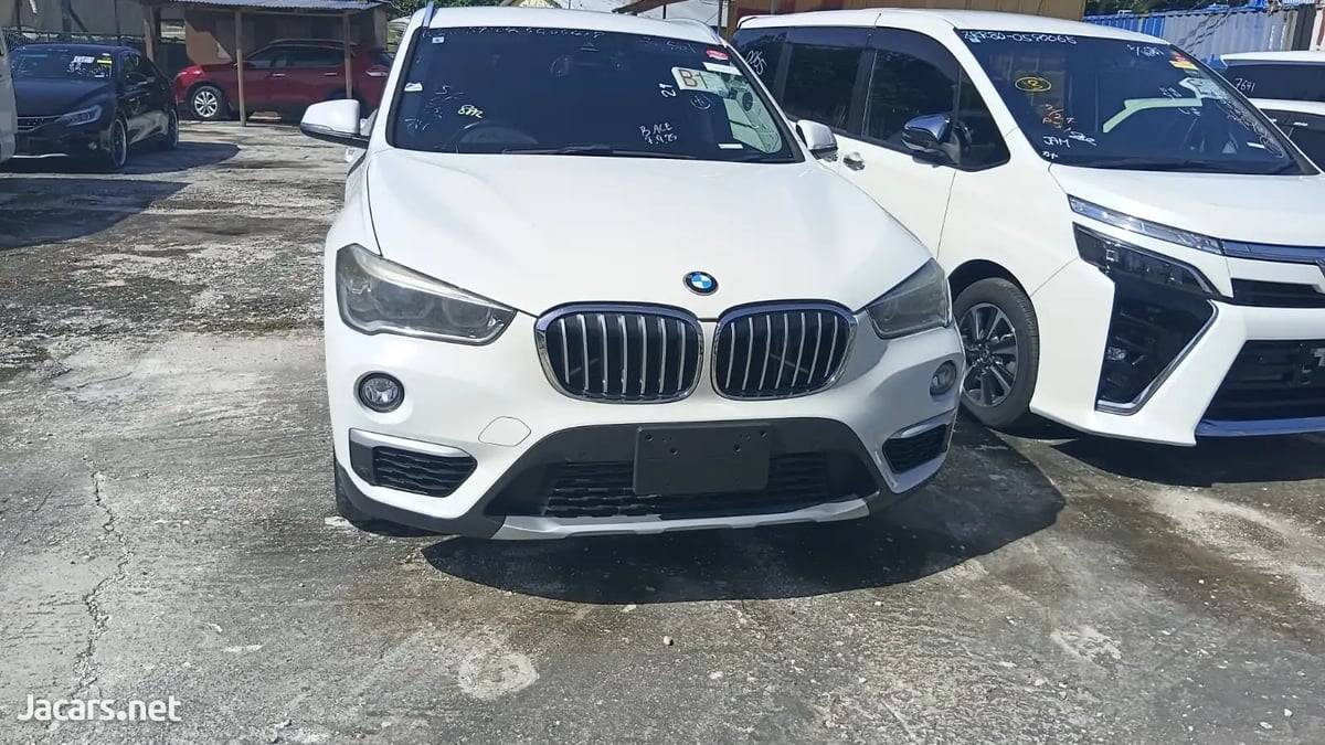 2017 BMW X1