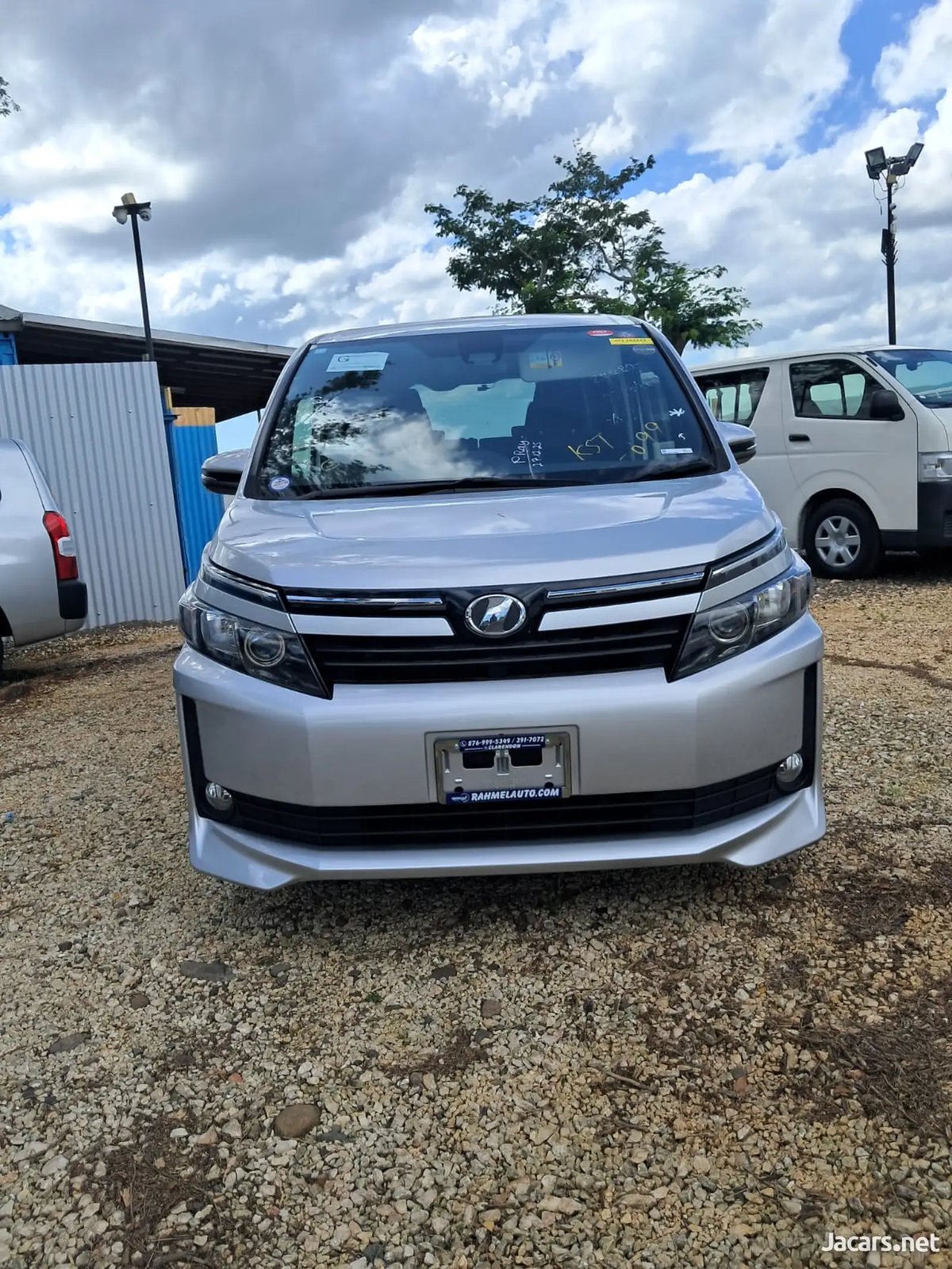 2016 TOYOTA Voxy