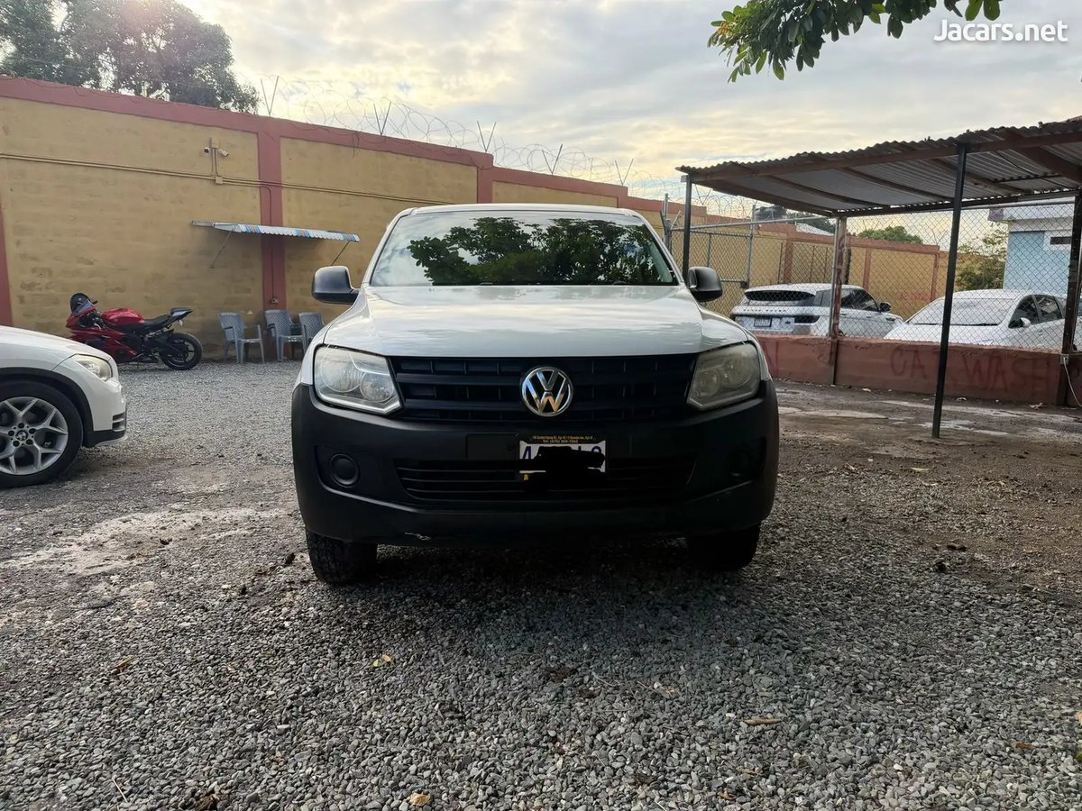 2017 VOLKSWAGEN Amarok