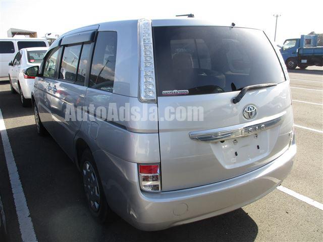 2014 TOYOTA ISIS