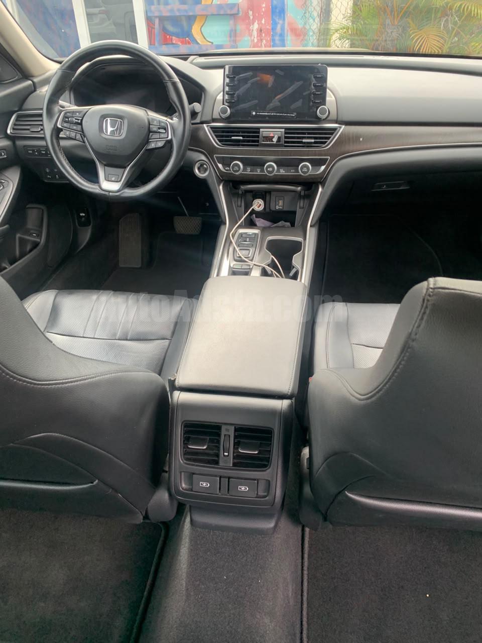 2019 HONDA ACCORD