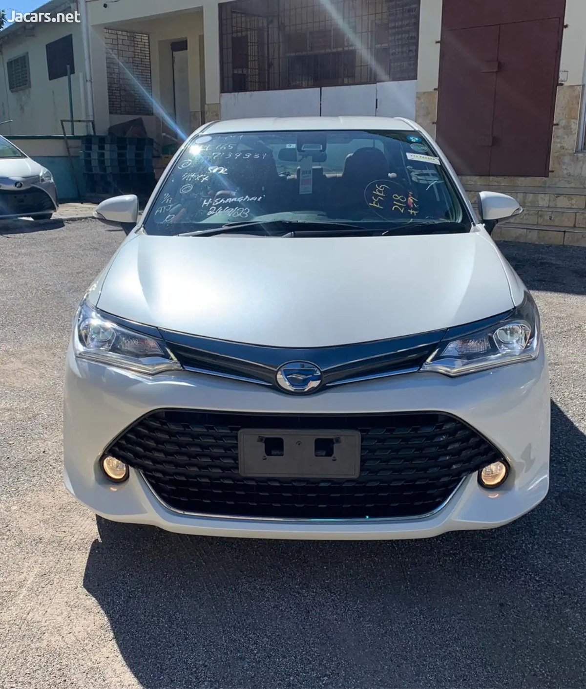 2016 TOYOTA Axio