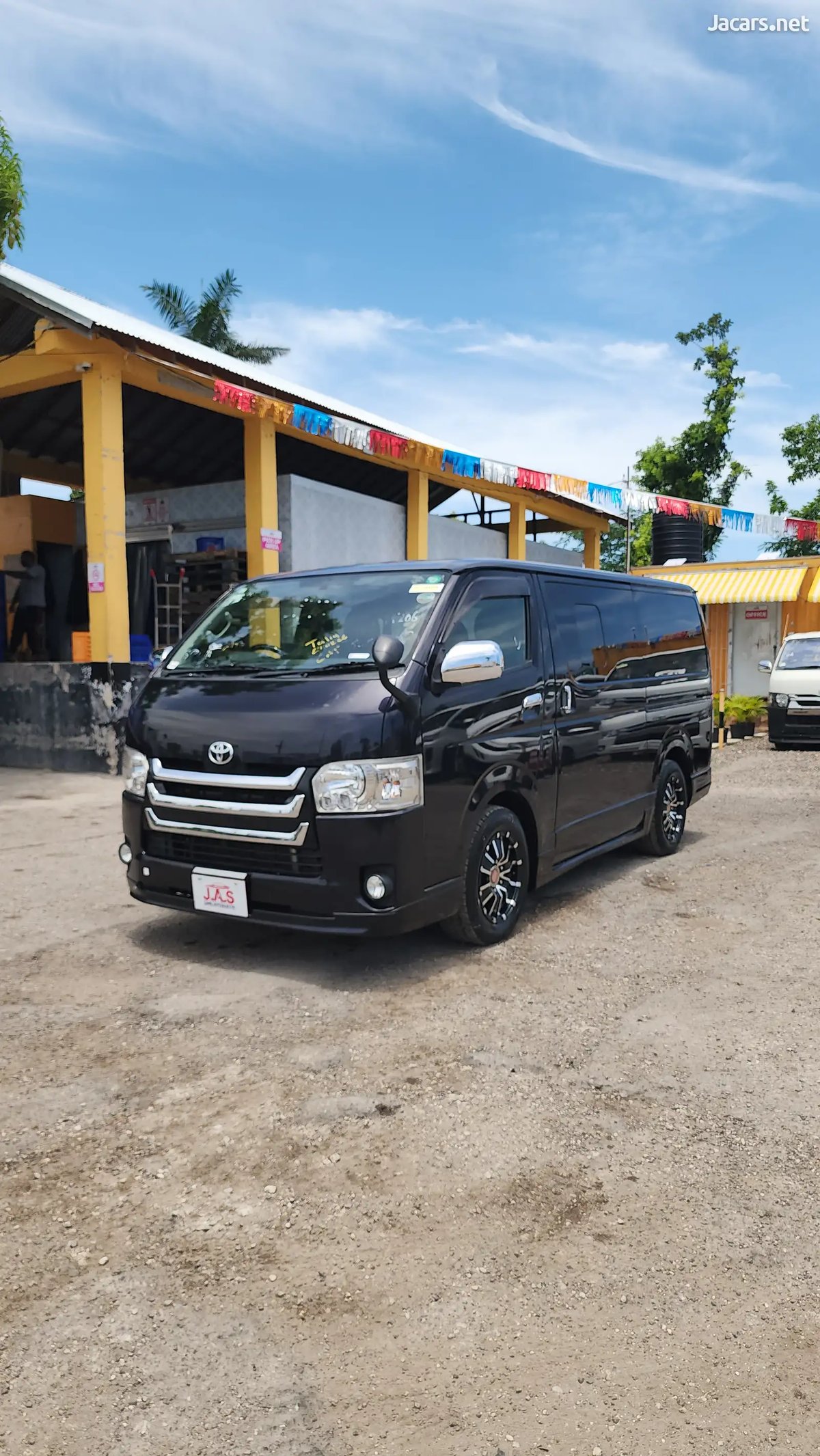 2015 TOYOTA Hiace