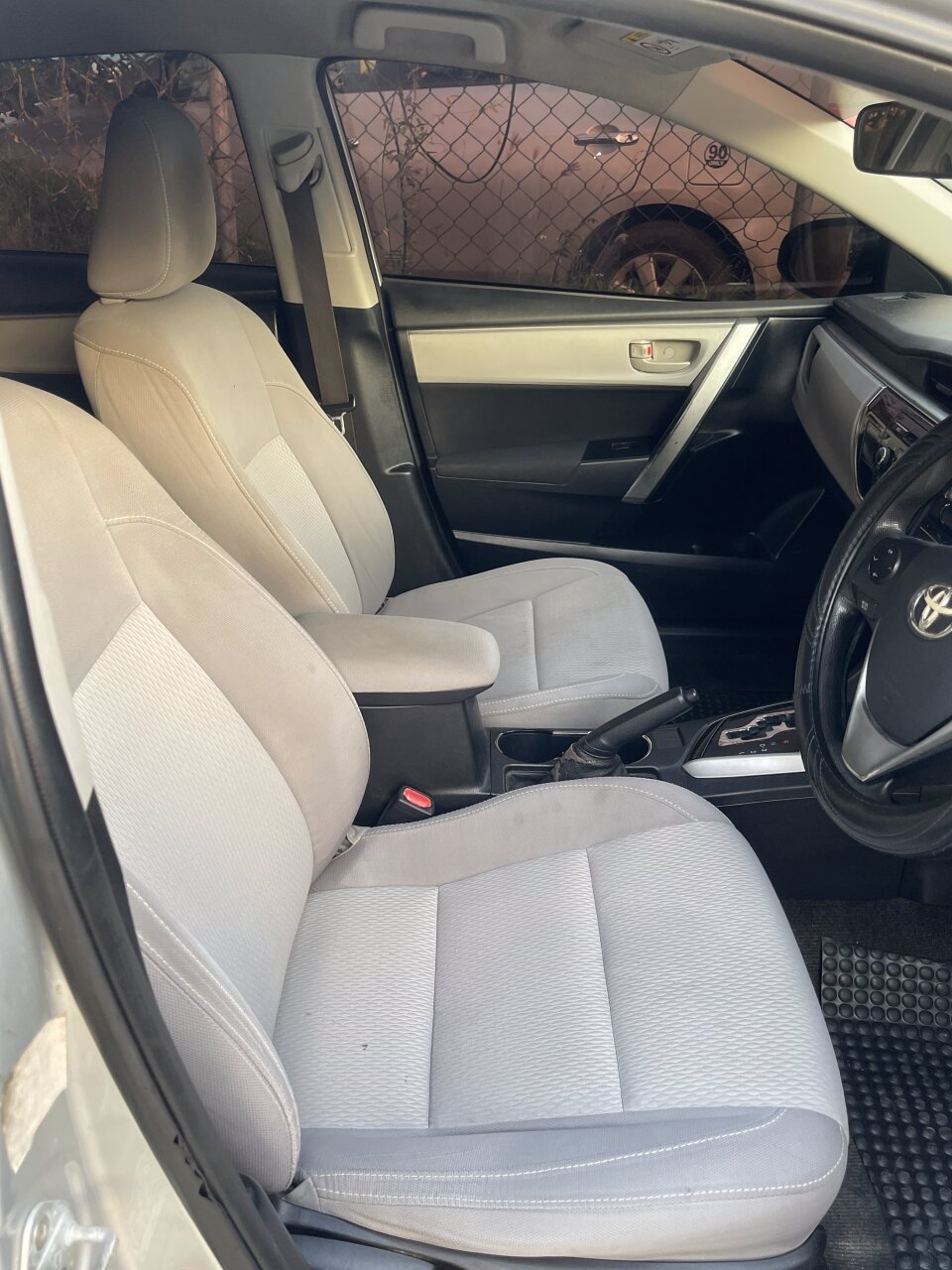 2015 TOYOTA corolla