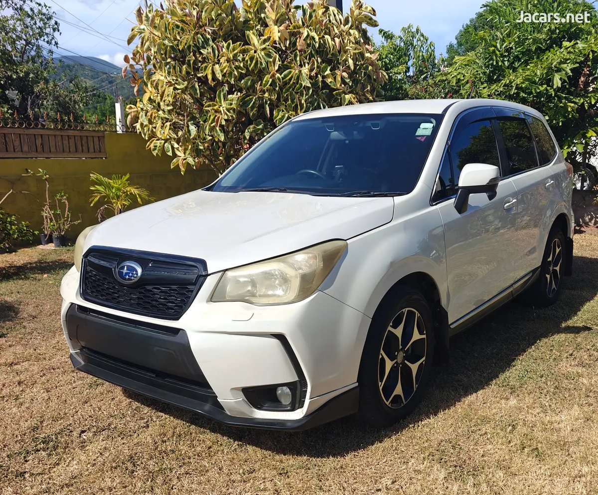 2013 SUBARU Forester