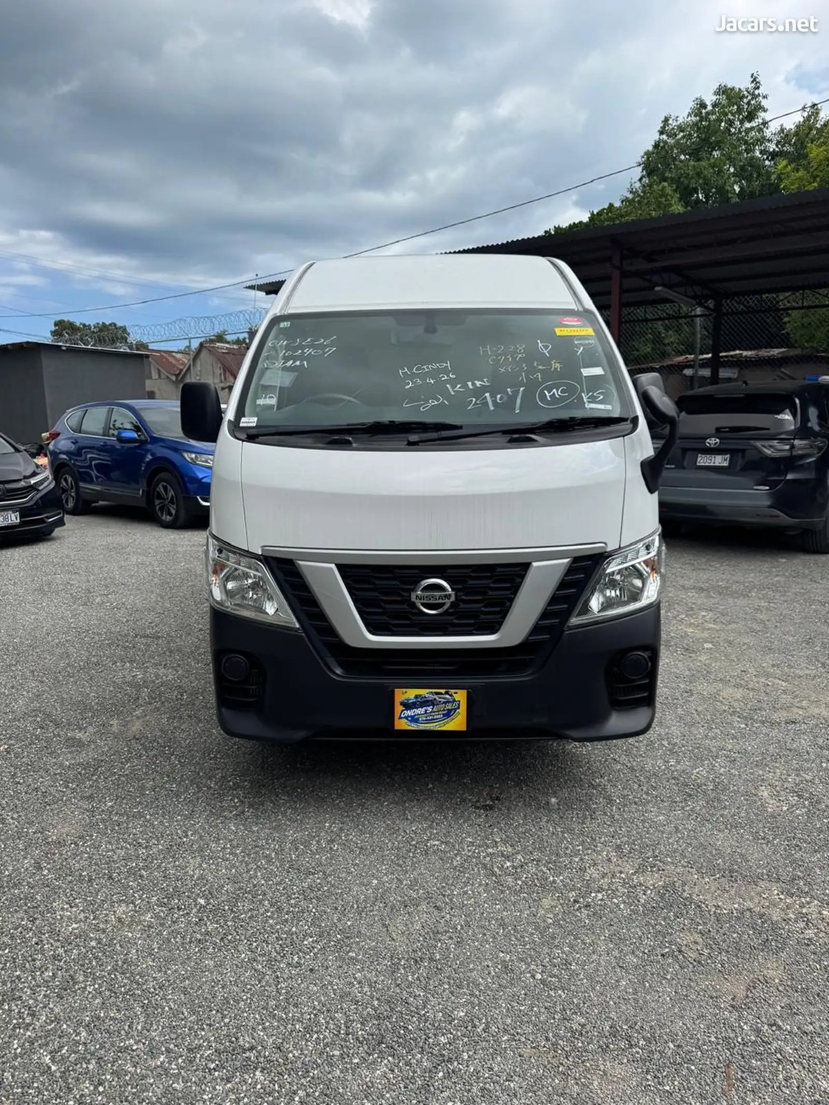 2019 NISSAN Caravan