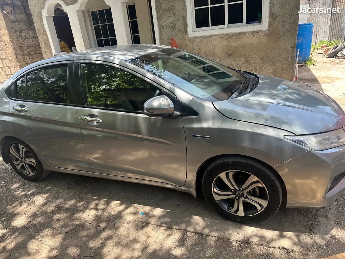 2015 HONDA Grace