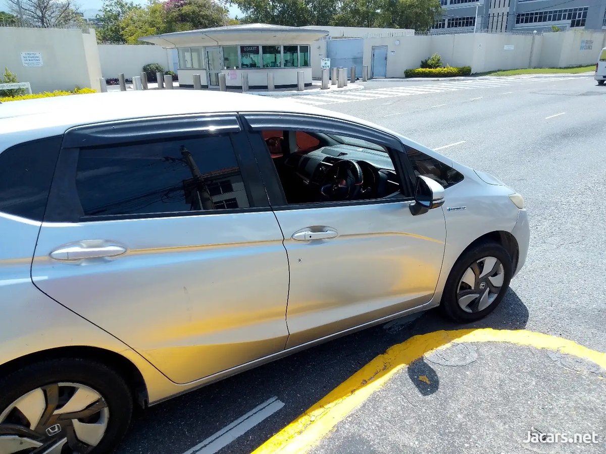2014 HONDA Fit