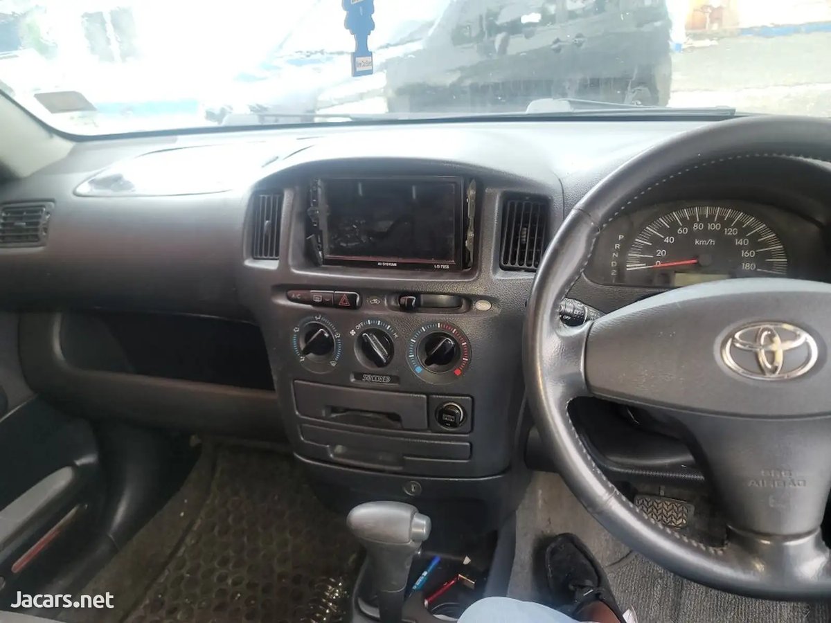 2015 TOYOTA Succeed