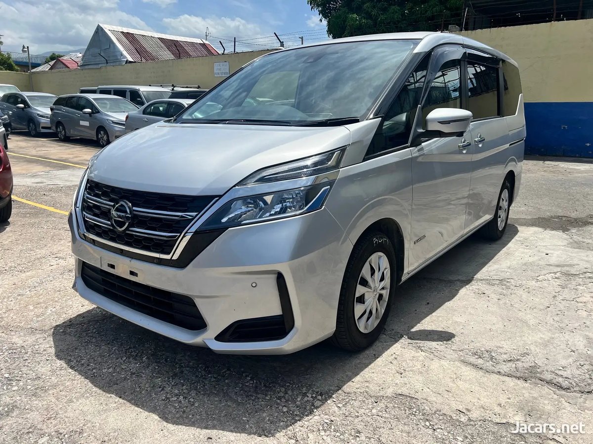 2020 NISSAN Serena