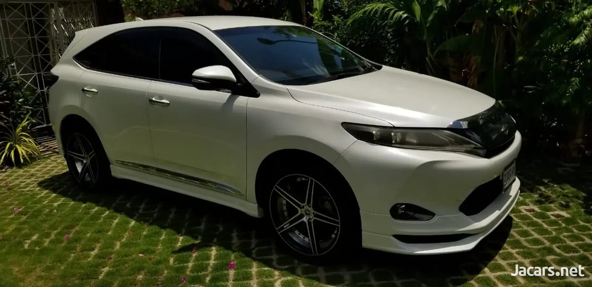 2016 TOYOTA Harrier