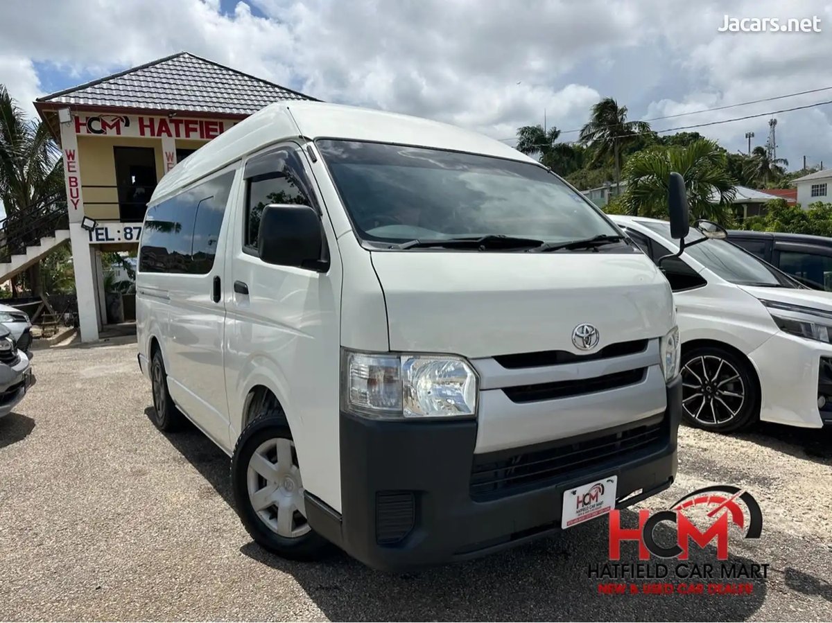 2015 TOYOTA Hiace