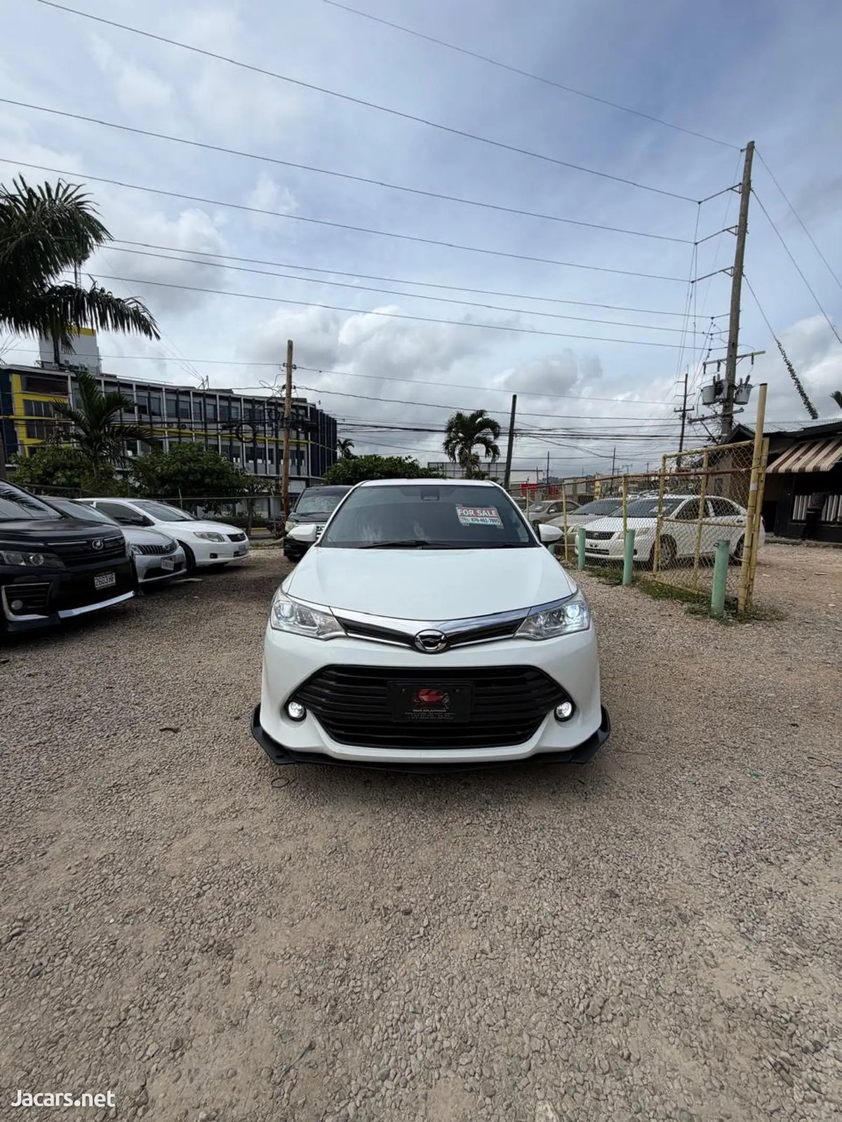 2017 TOYOTA Axio