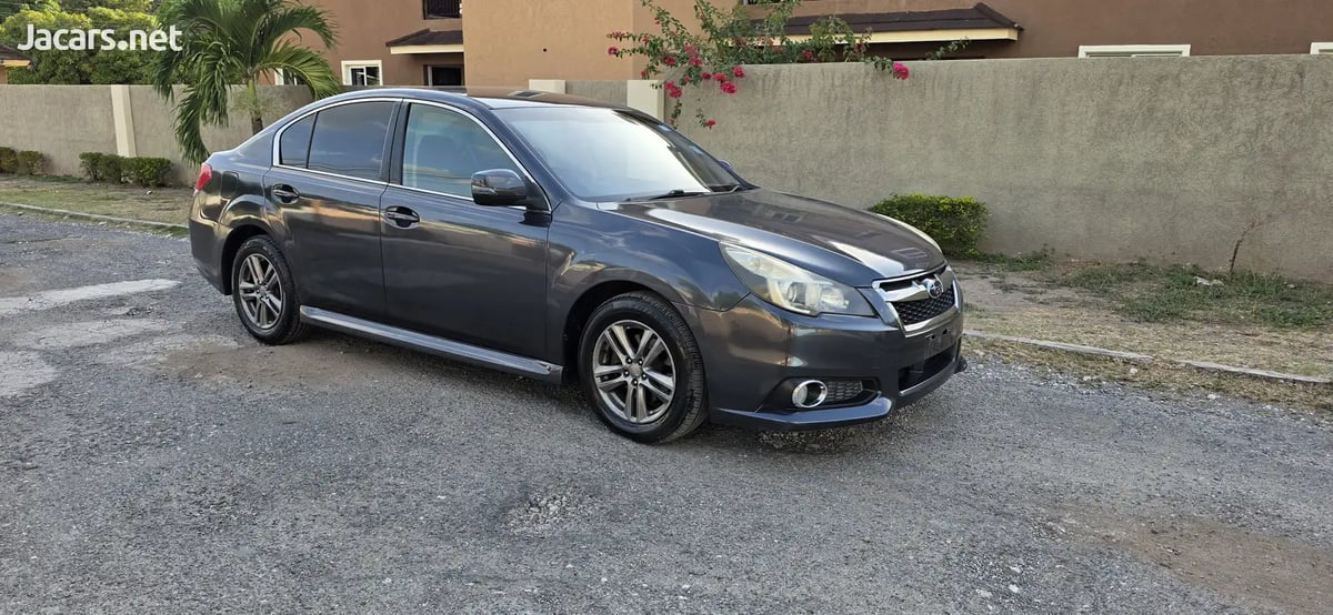 2014 SUBARU Legacy