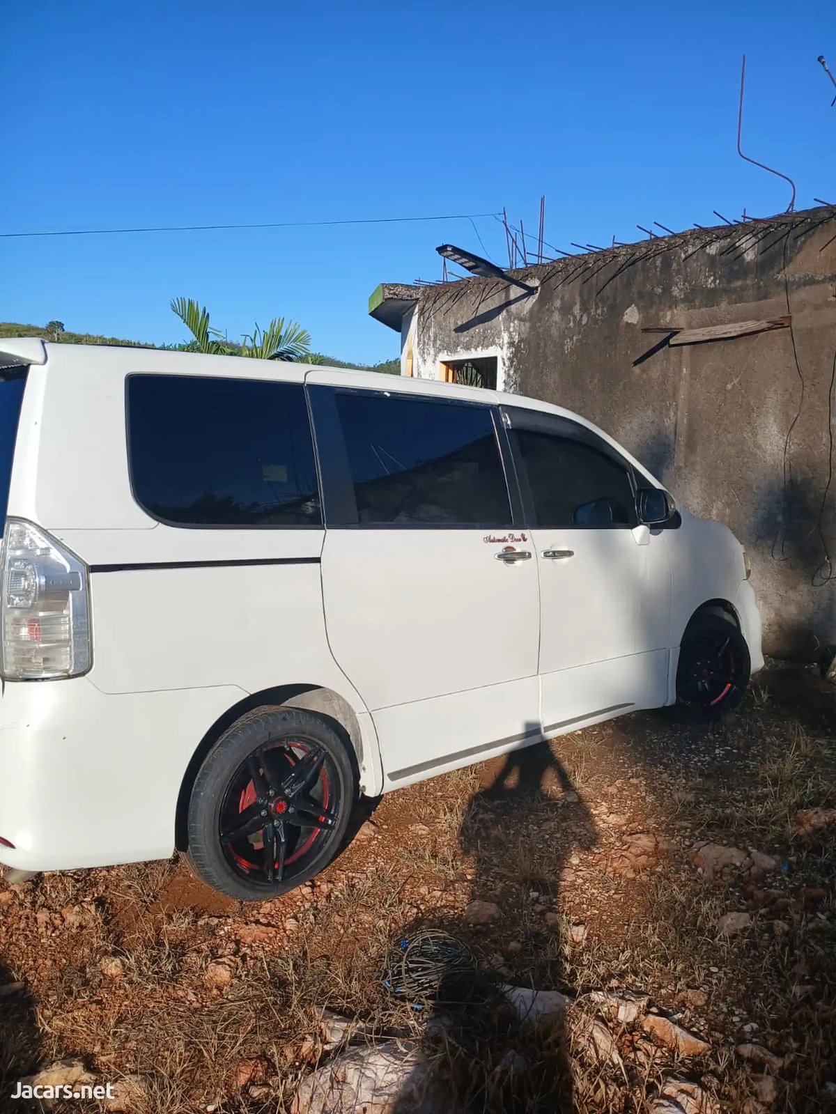 2012 TOYOTA VOXY