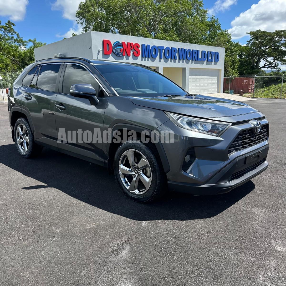2020 TOYOTA RAV4
