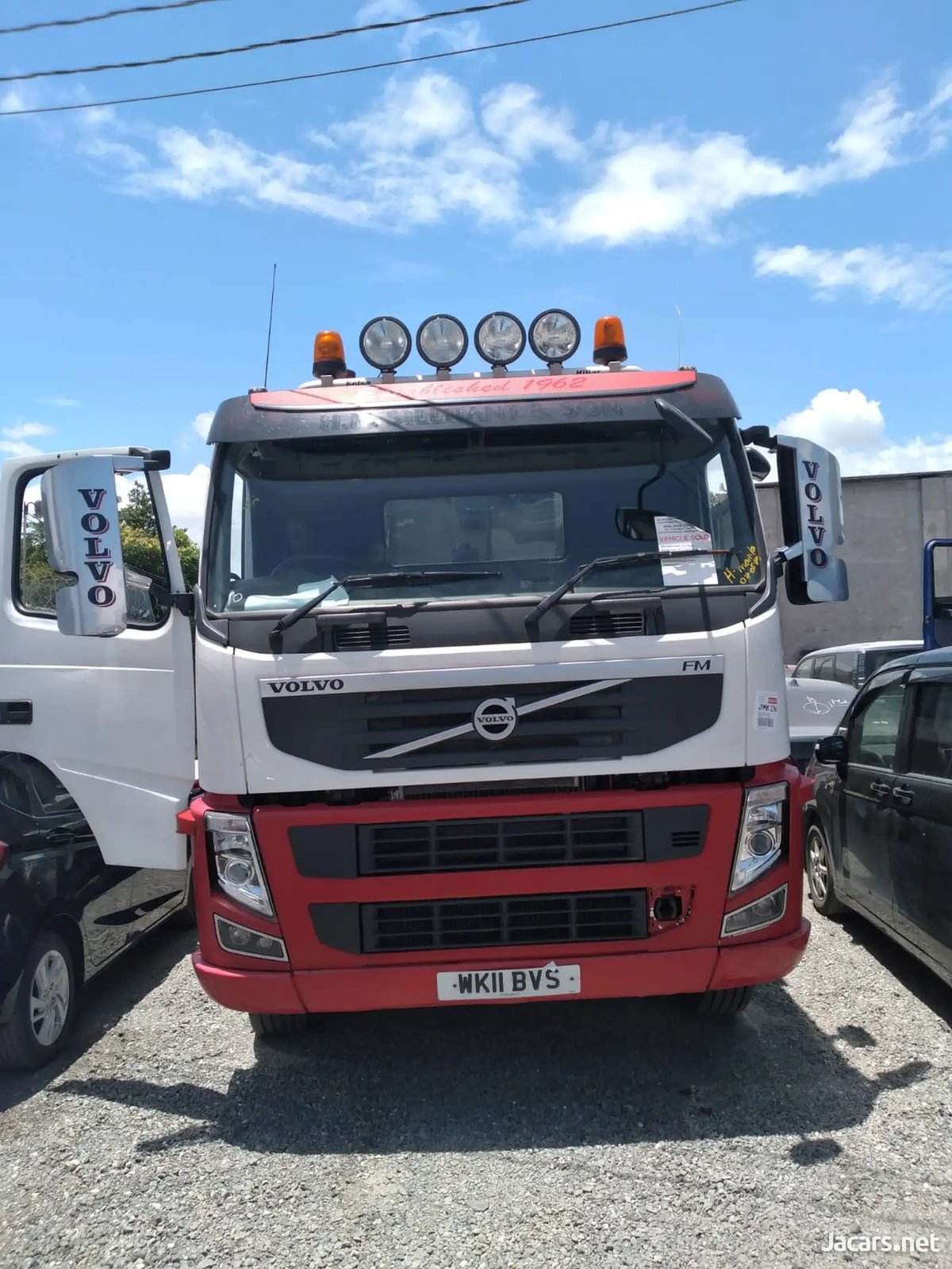 2011 VOLVO FM